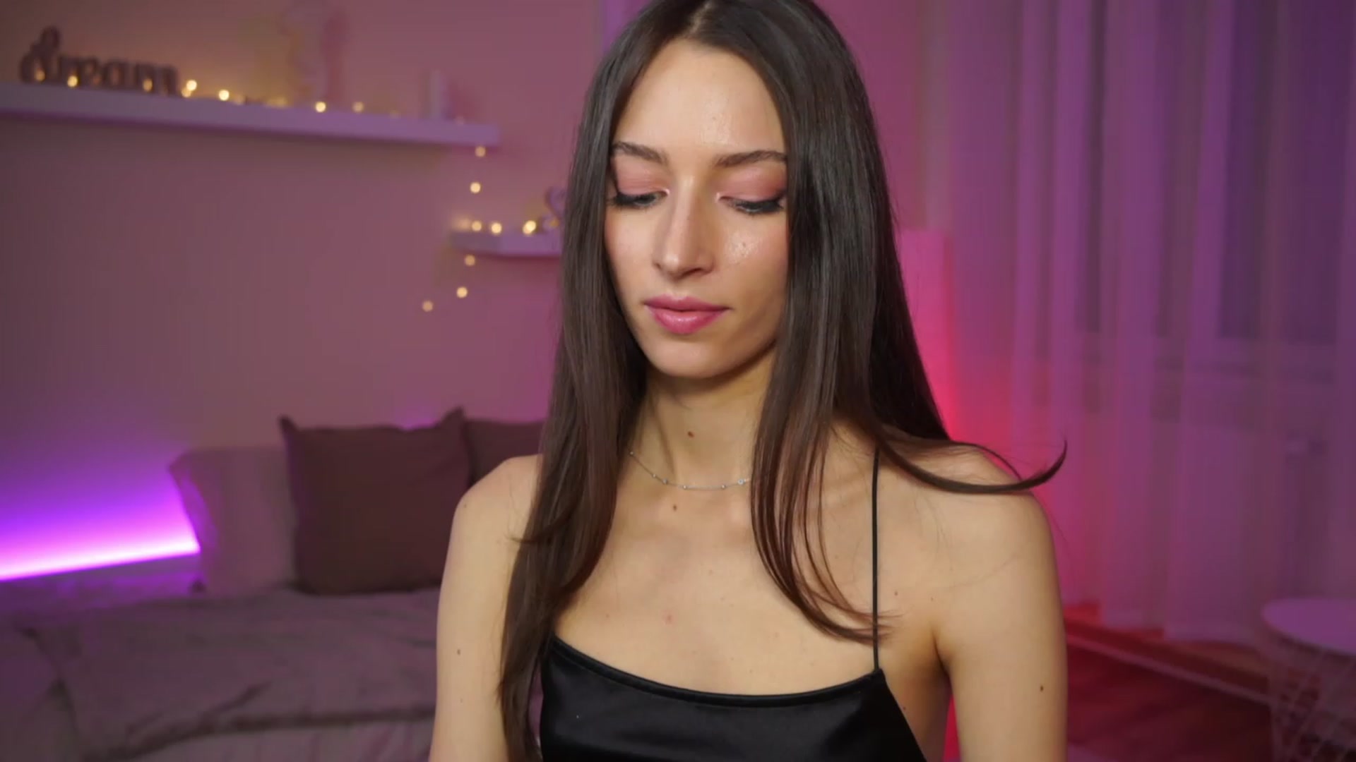 Emily_grey69 video thumbnail