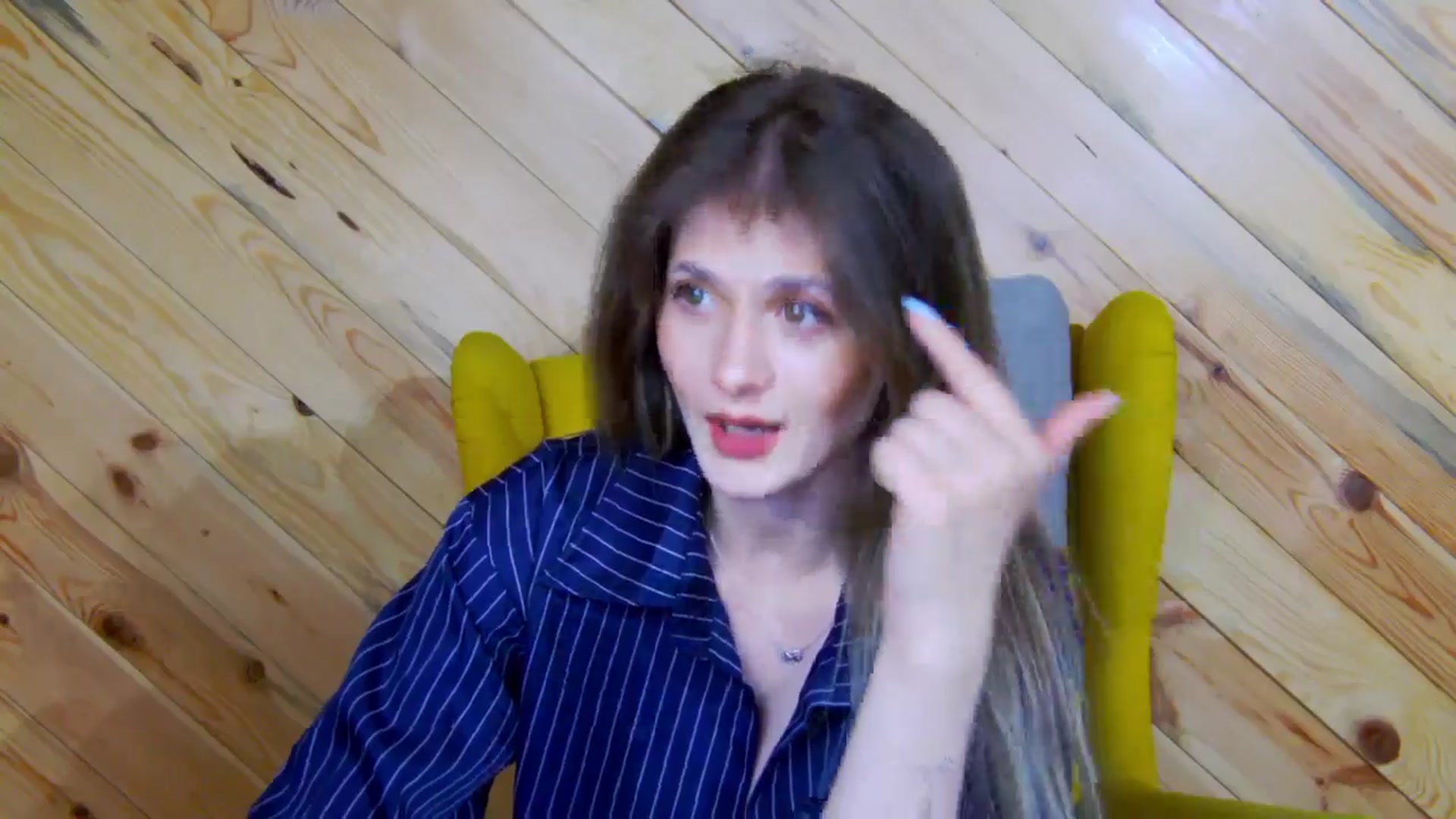 Miss_L video thumbnail