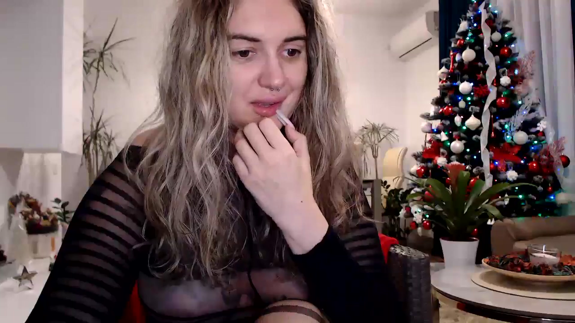 MissDivinna video thumbnail