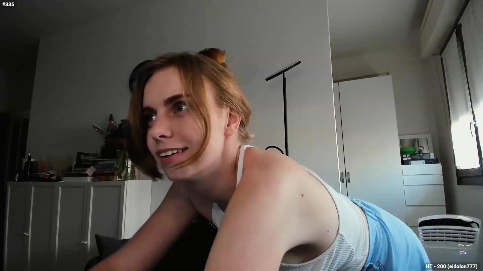 Personage video thumbnail