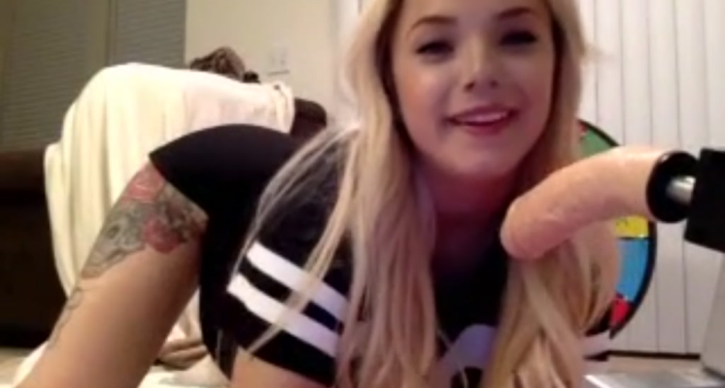 FetishPixie video thumbnail