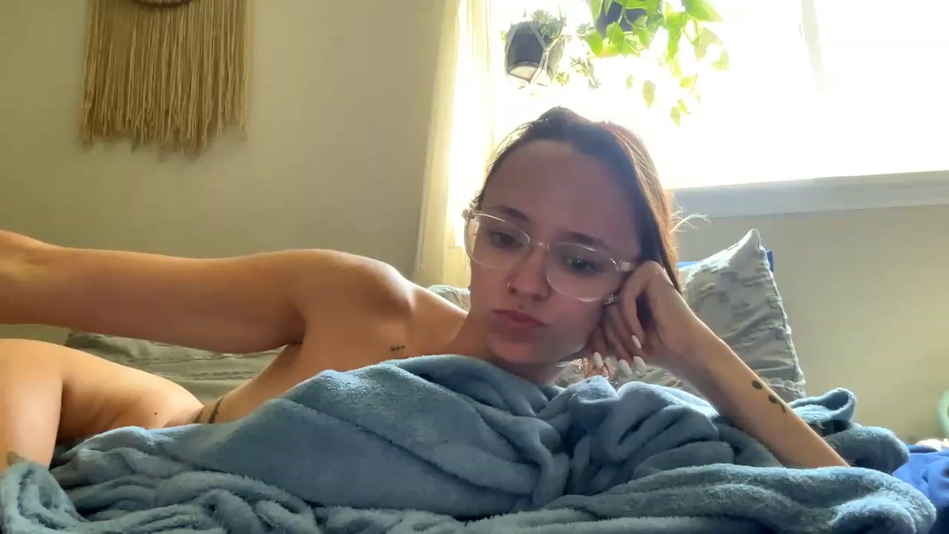 Plantbabeee video thumbnail