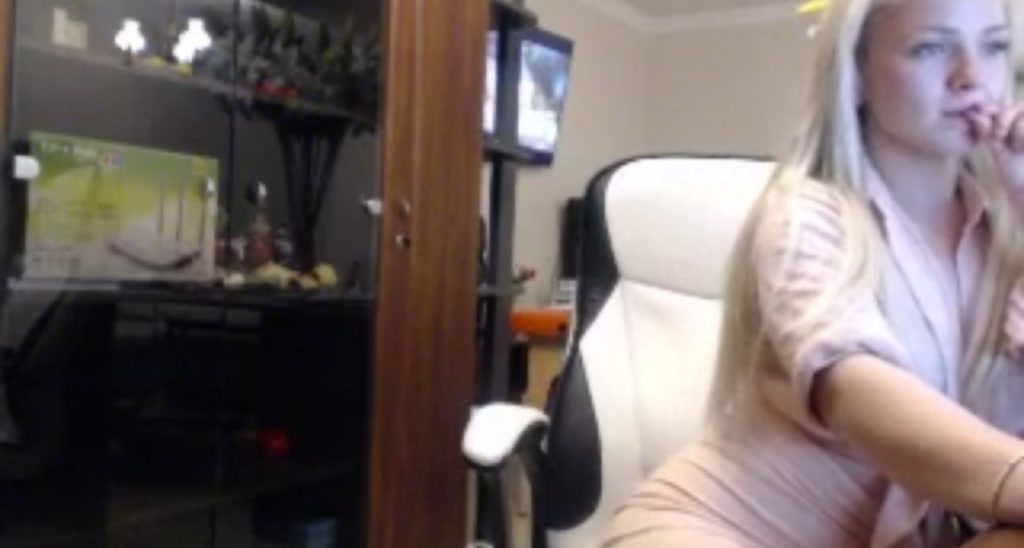 Innocentdoll_ video thumbnail