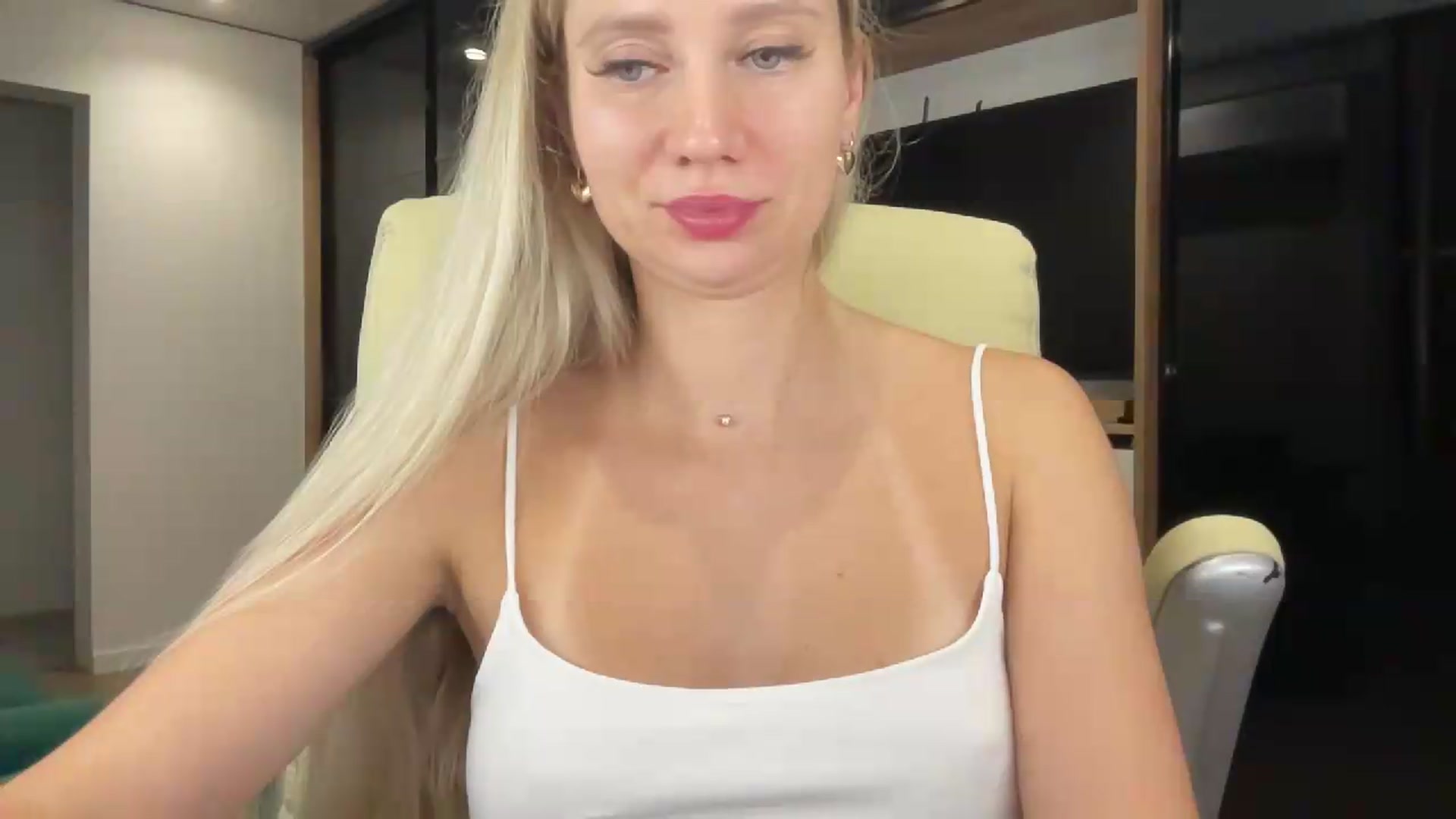 Miss_Sylvia video thumbnail