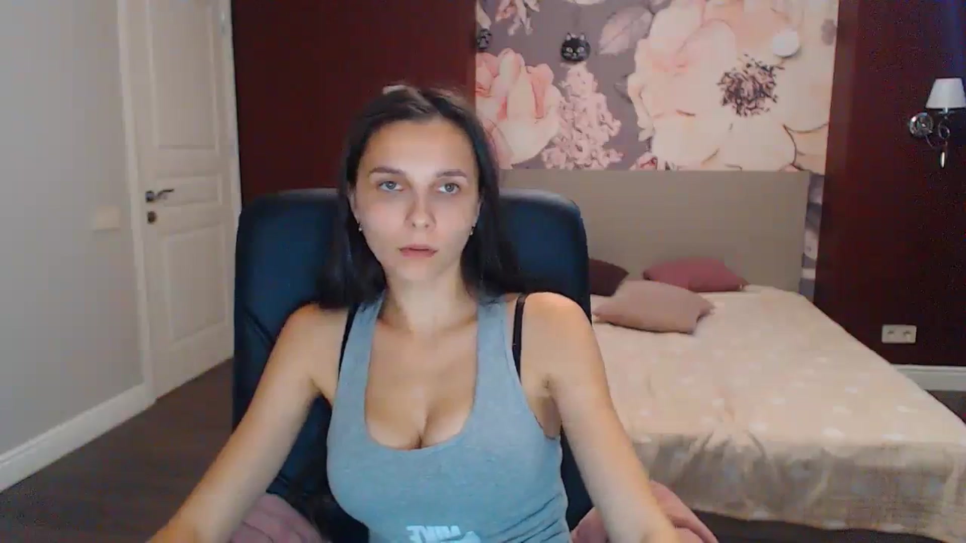 Karina_Mils video thumbnail