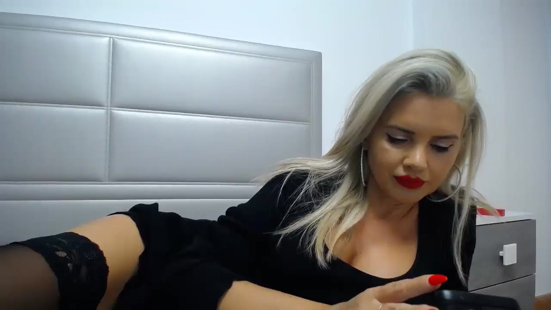 Blondita video thumbnail