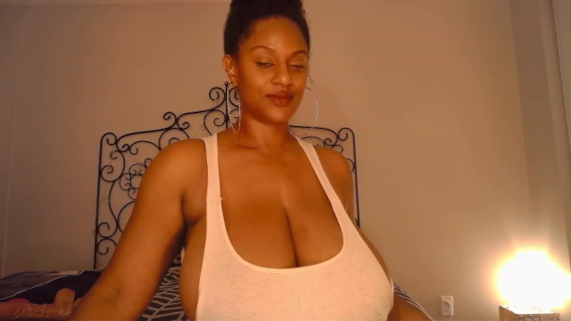 TheIconicGirl video thumbnail