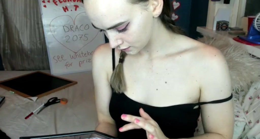 MiaMunro video thumbnail