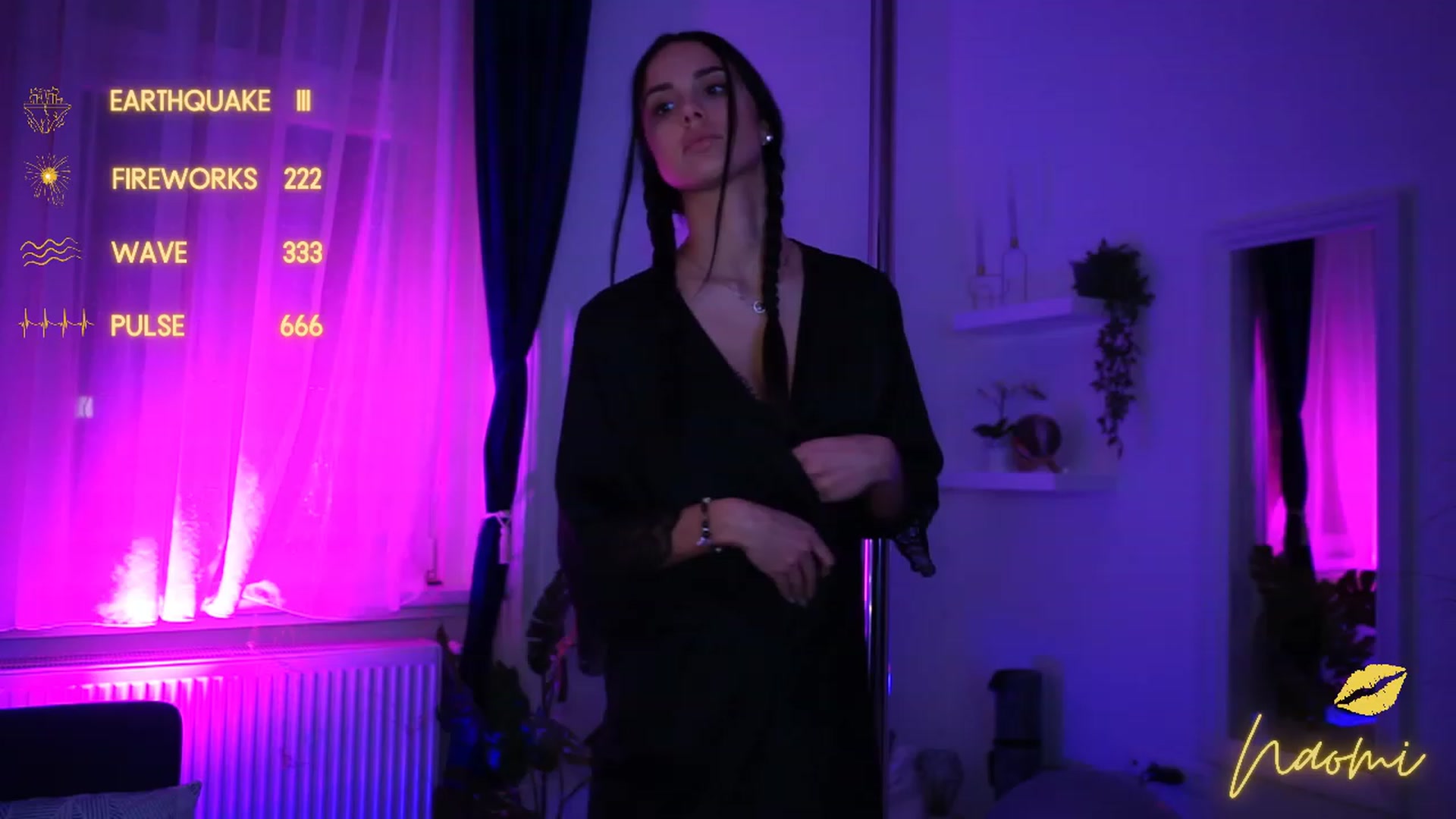 cinnabellee video thumbnail