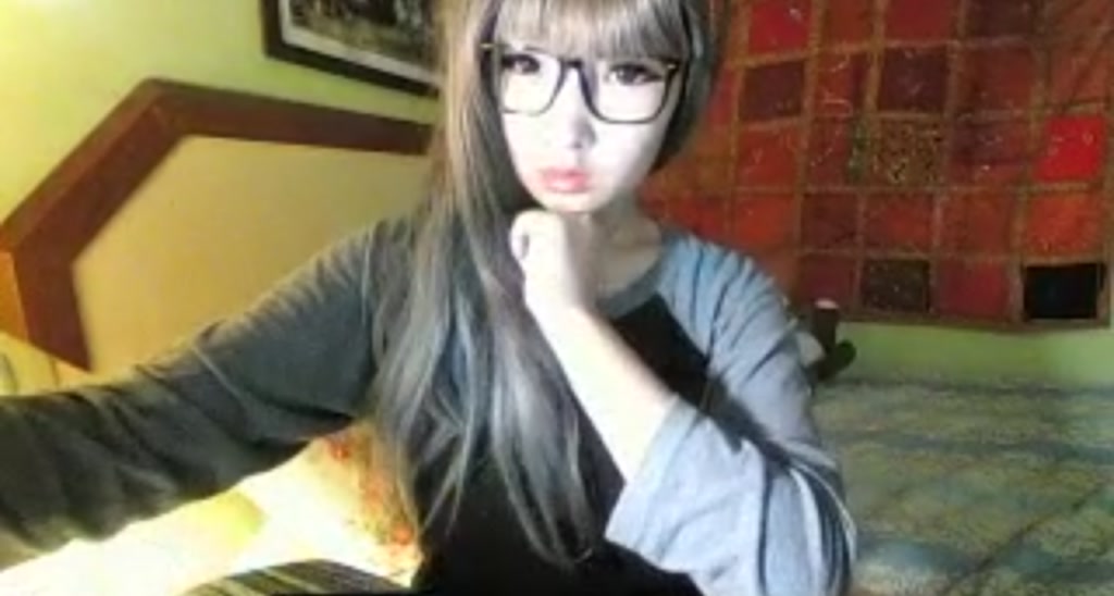 mika_w video thumbnail