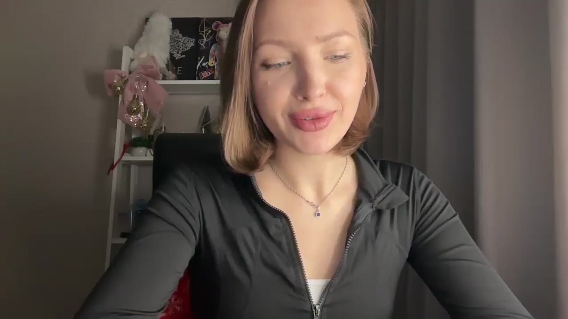 Di_Pearl video thumbnail