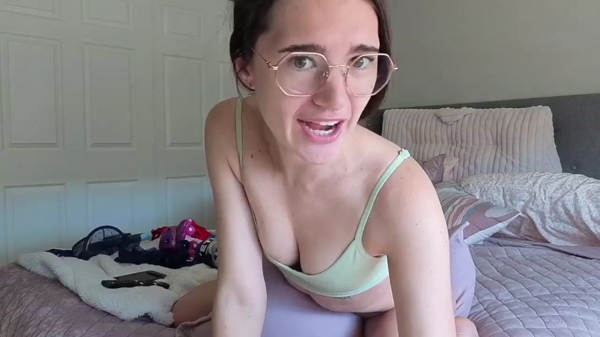 Bambifarrina video thumbnail