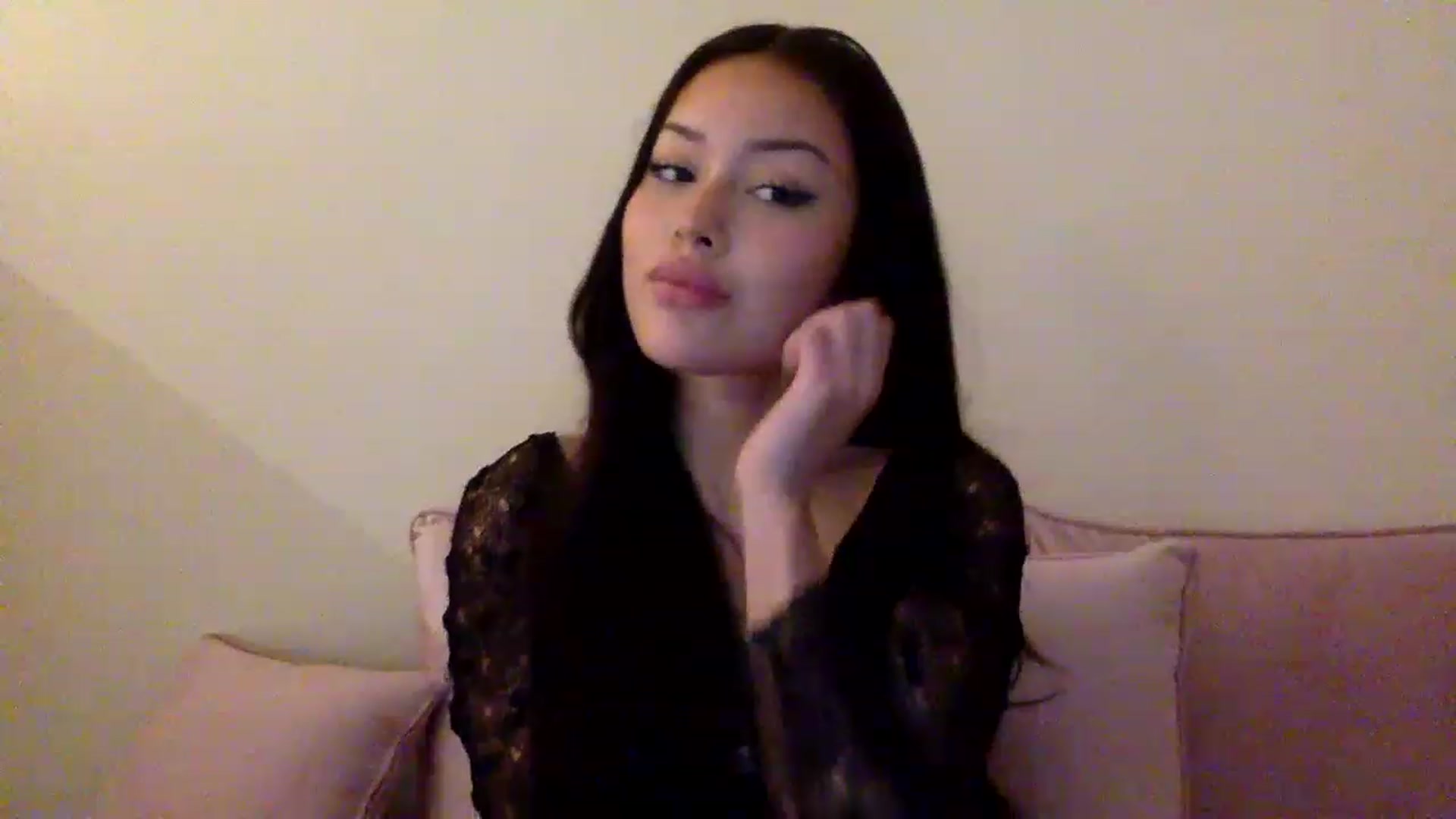 Miss_emiko video thumbnail
