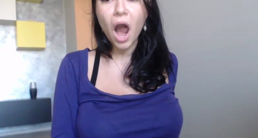 Jullyenn3 video thumbnail