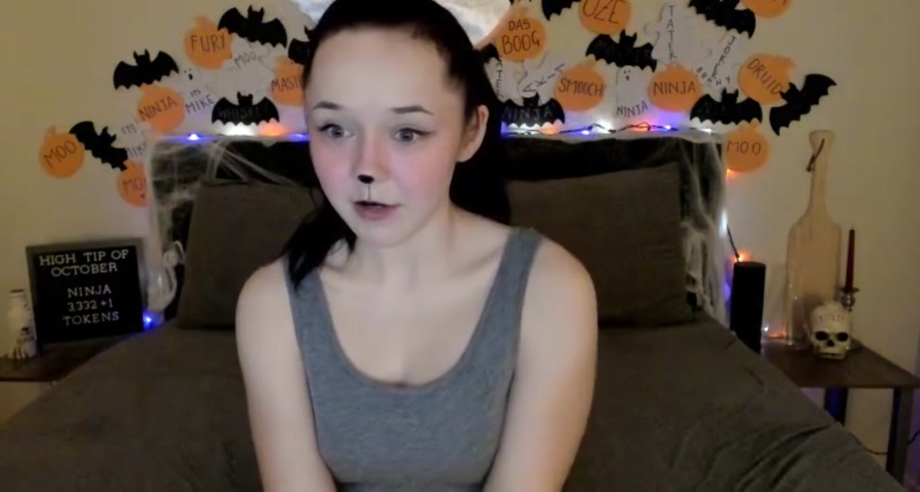 Halloweinie video thumbnail