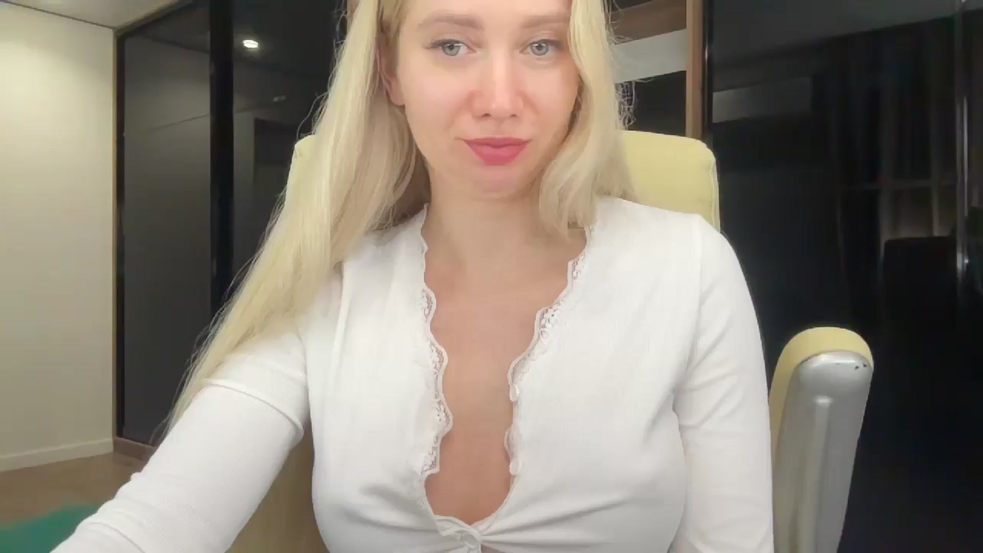 Miss_Sylvia video thumbnail