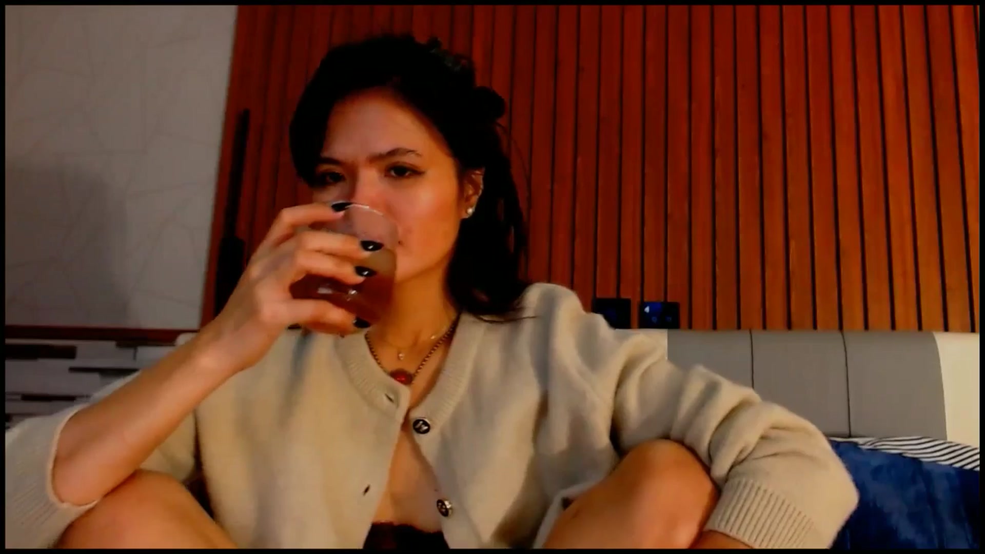 SweetOne_4u video thumbnail