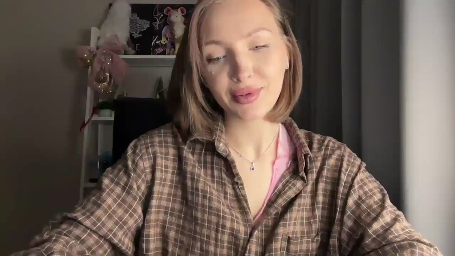 Di_Pearl video thumbnail