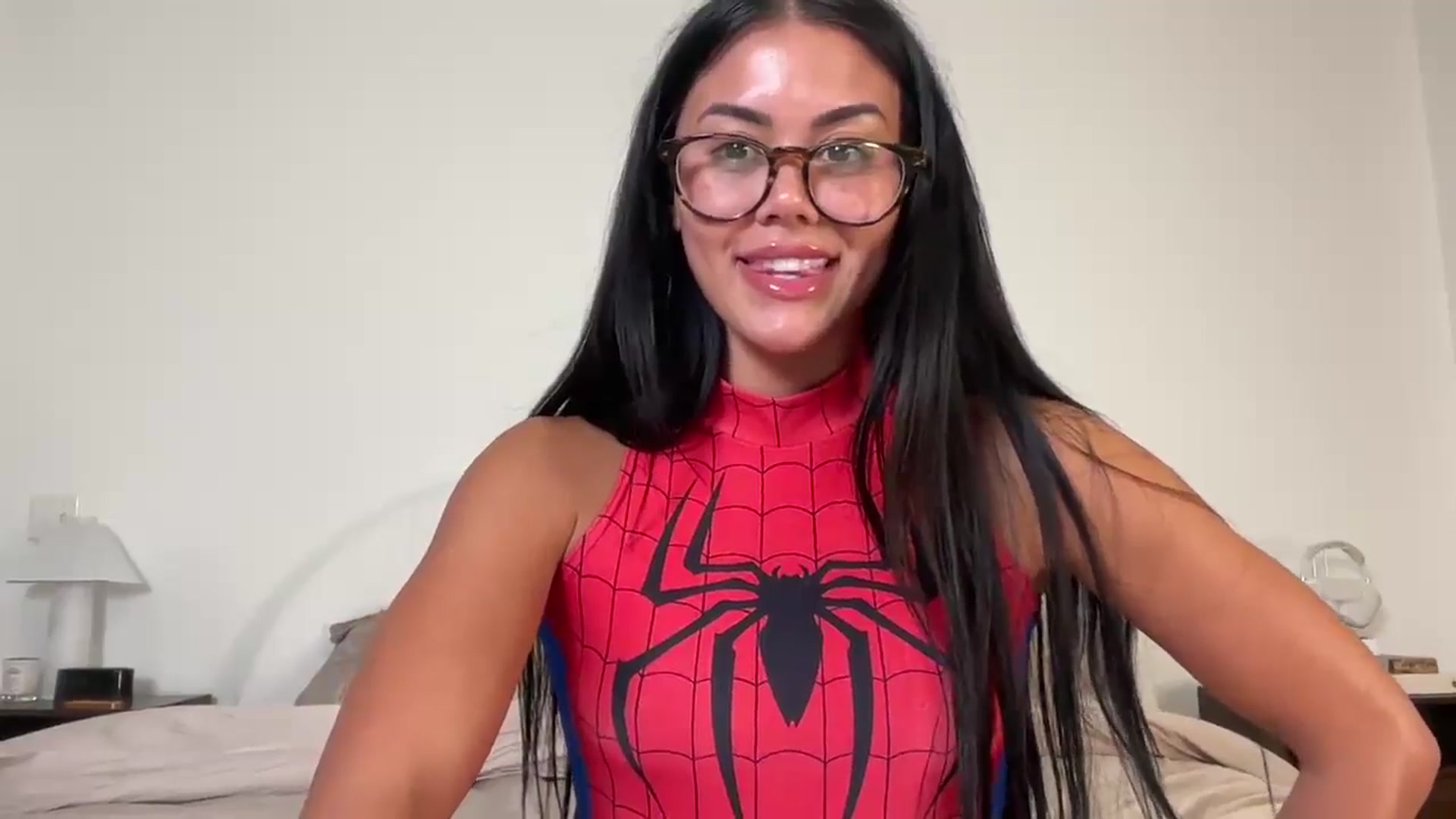 Naomilynn video thumbnail
