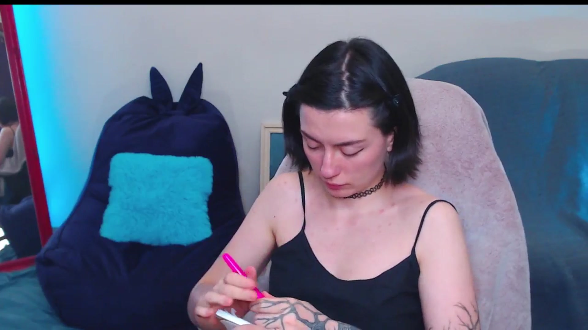 HeyAriel video thumbnail