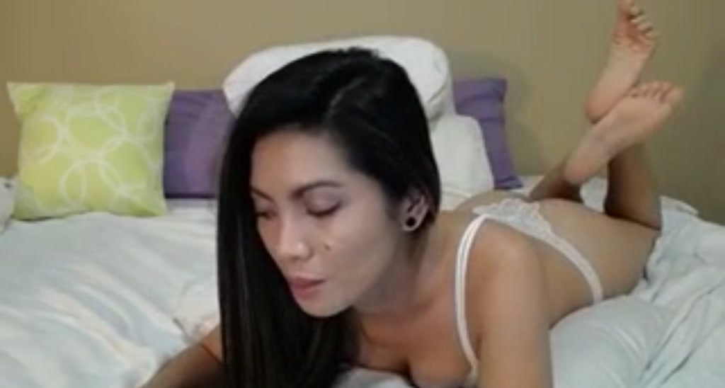 AsianLuv_4U video thumbnail