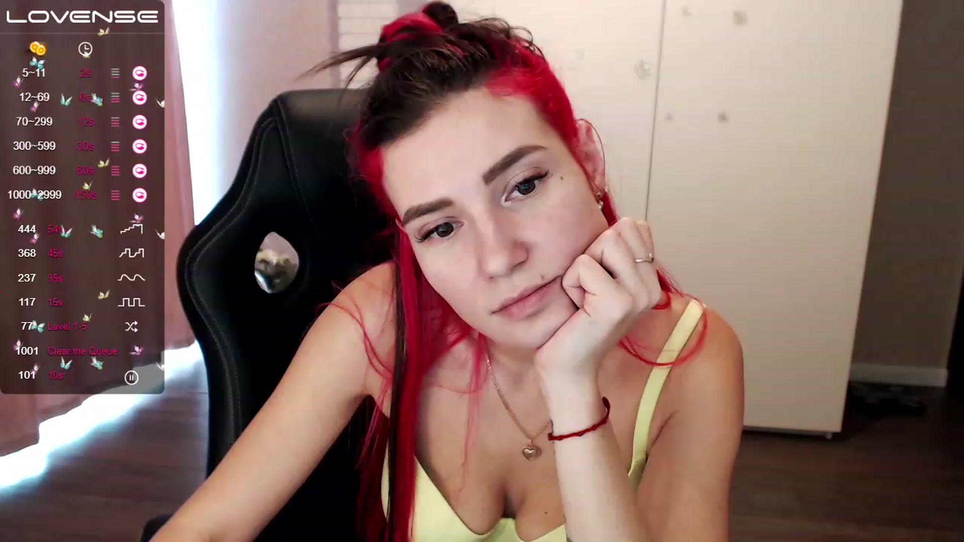 HollyMollyy video thumbnail