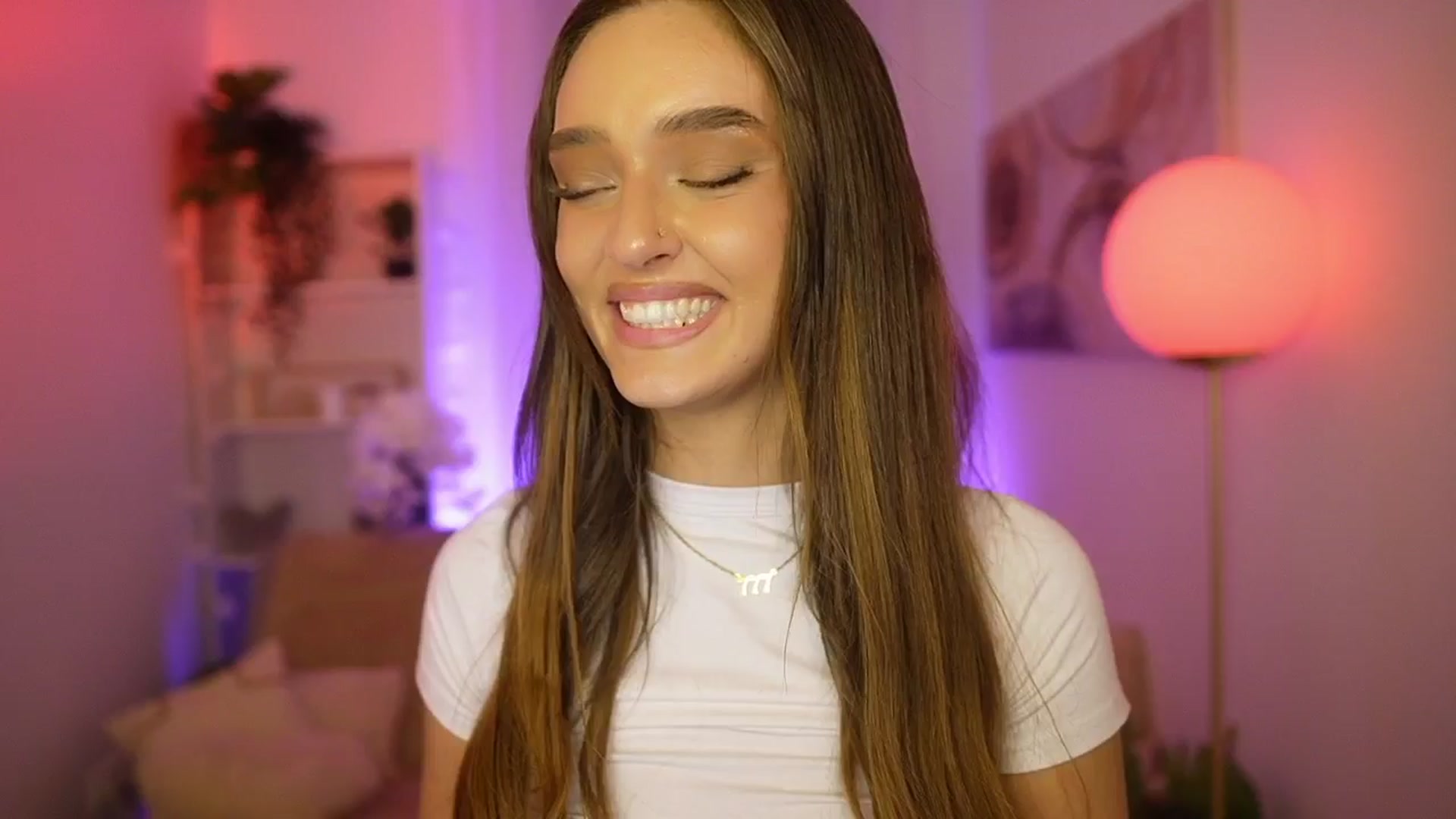 Clara_Mia video thumbnail