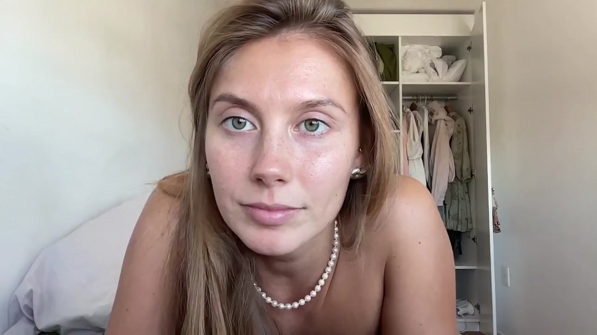 JasSurfGirl video thumbnail