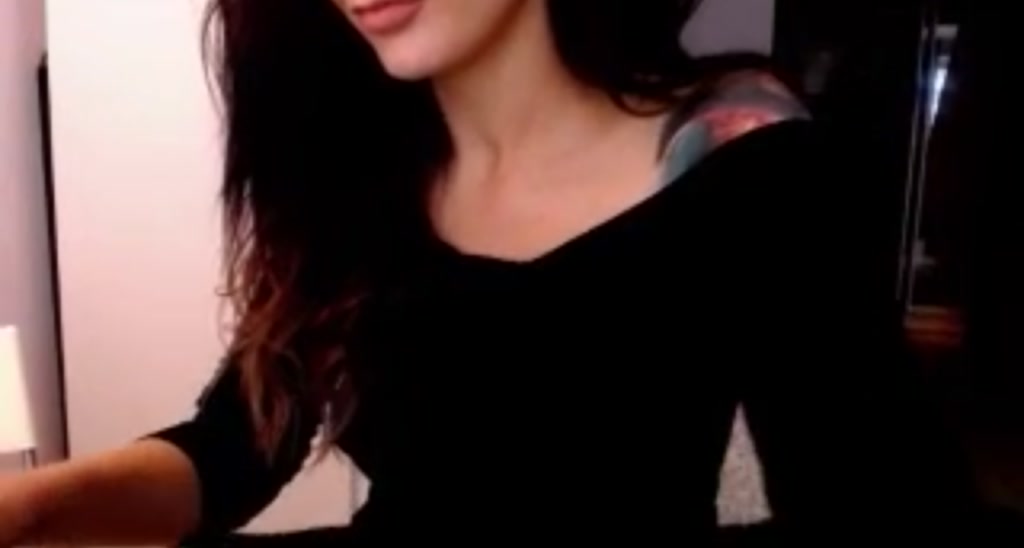 TatsQueen video thumbnail