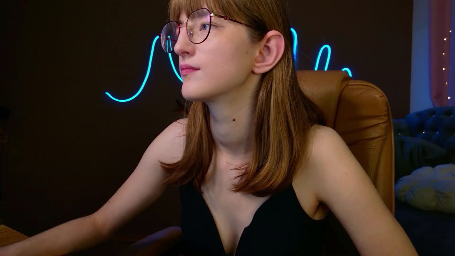 EmyLure video thumbnail