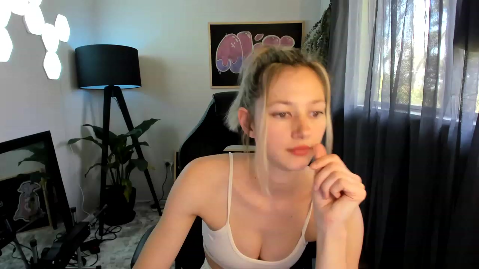 Alice_NZ video thumbnail