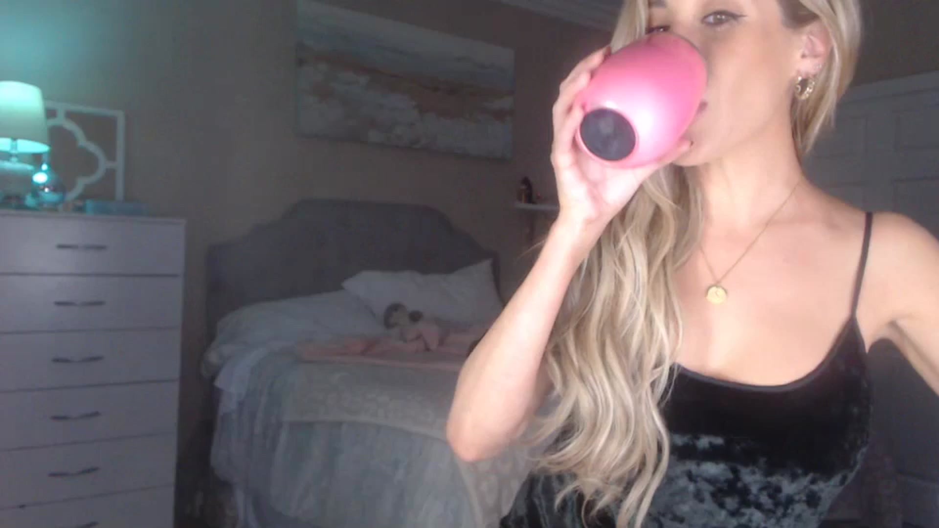 Queen_bambii video thumbnail