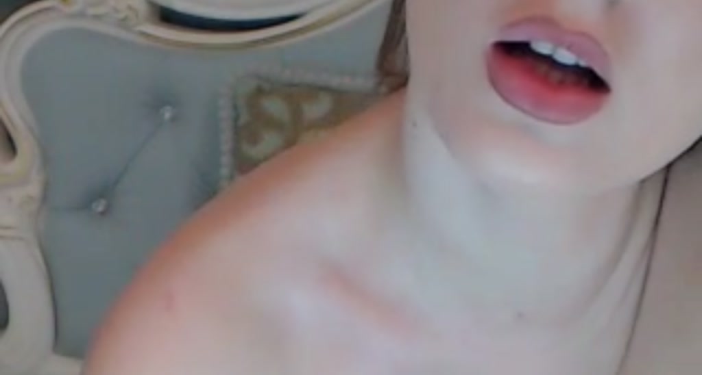 ChloeLUVX video thumbnail
