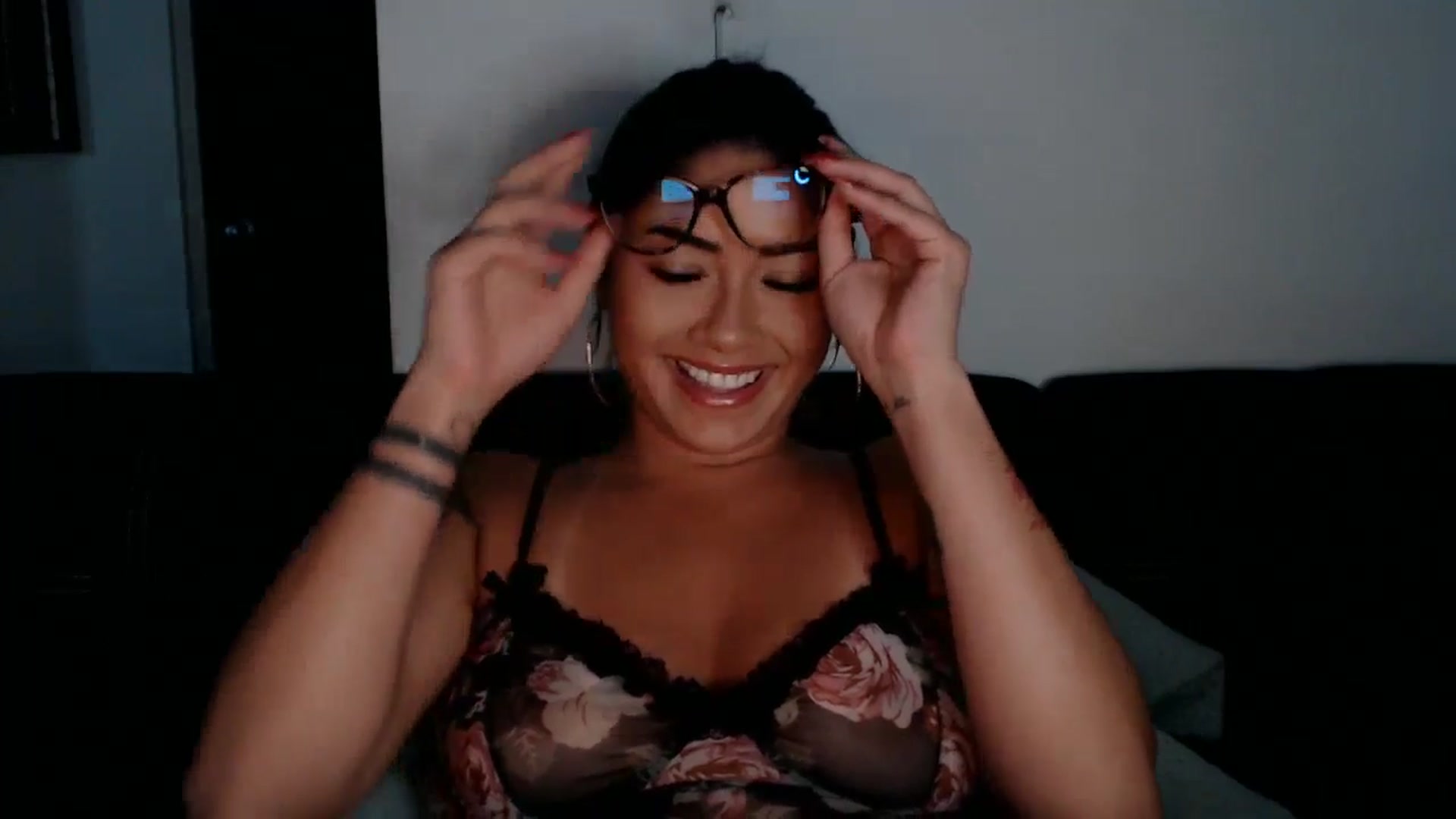 YourGoddessLu video thumbnail