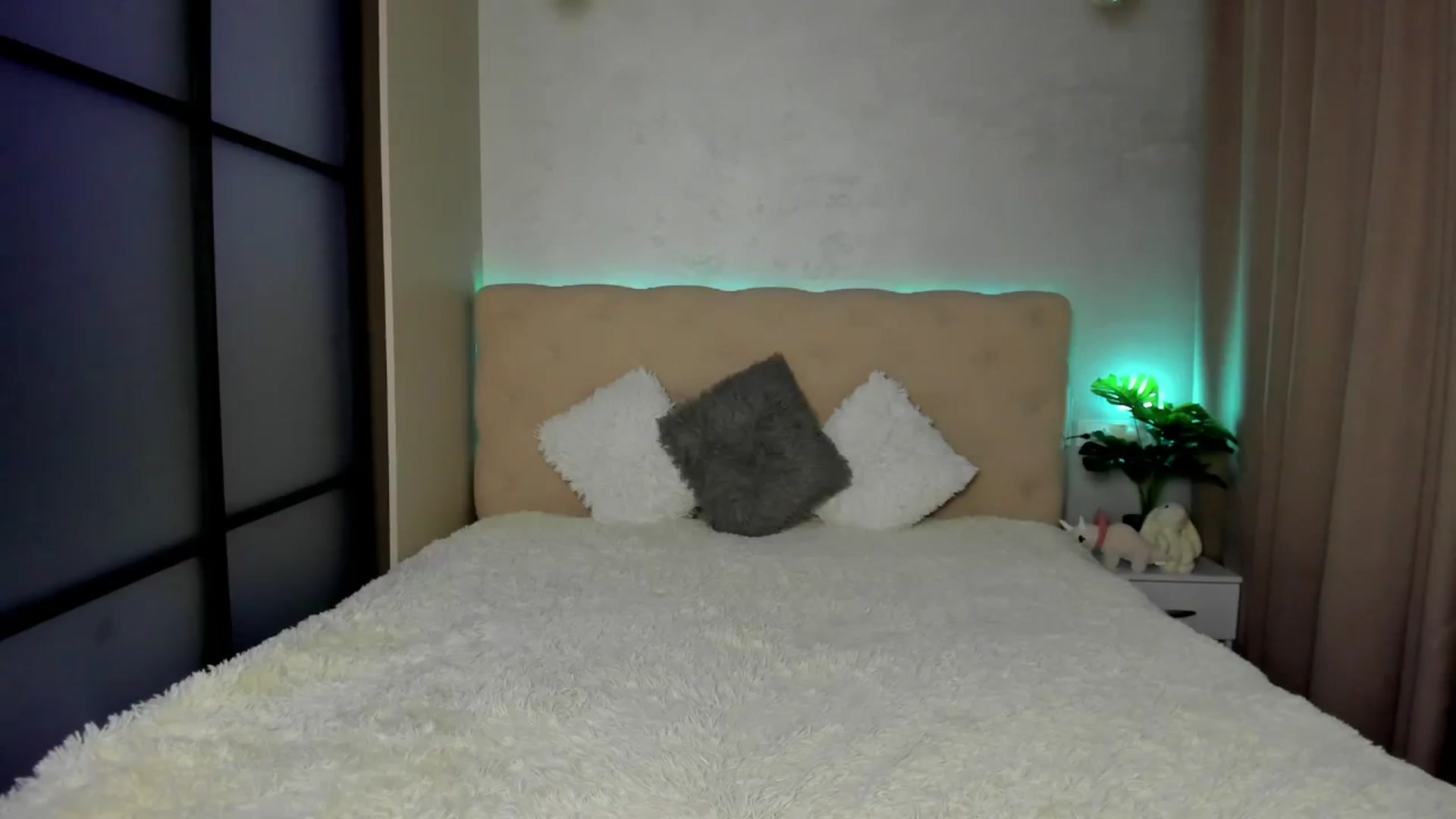 Mias_Secret video thumbnail