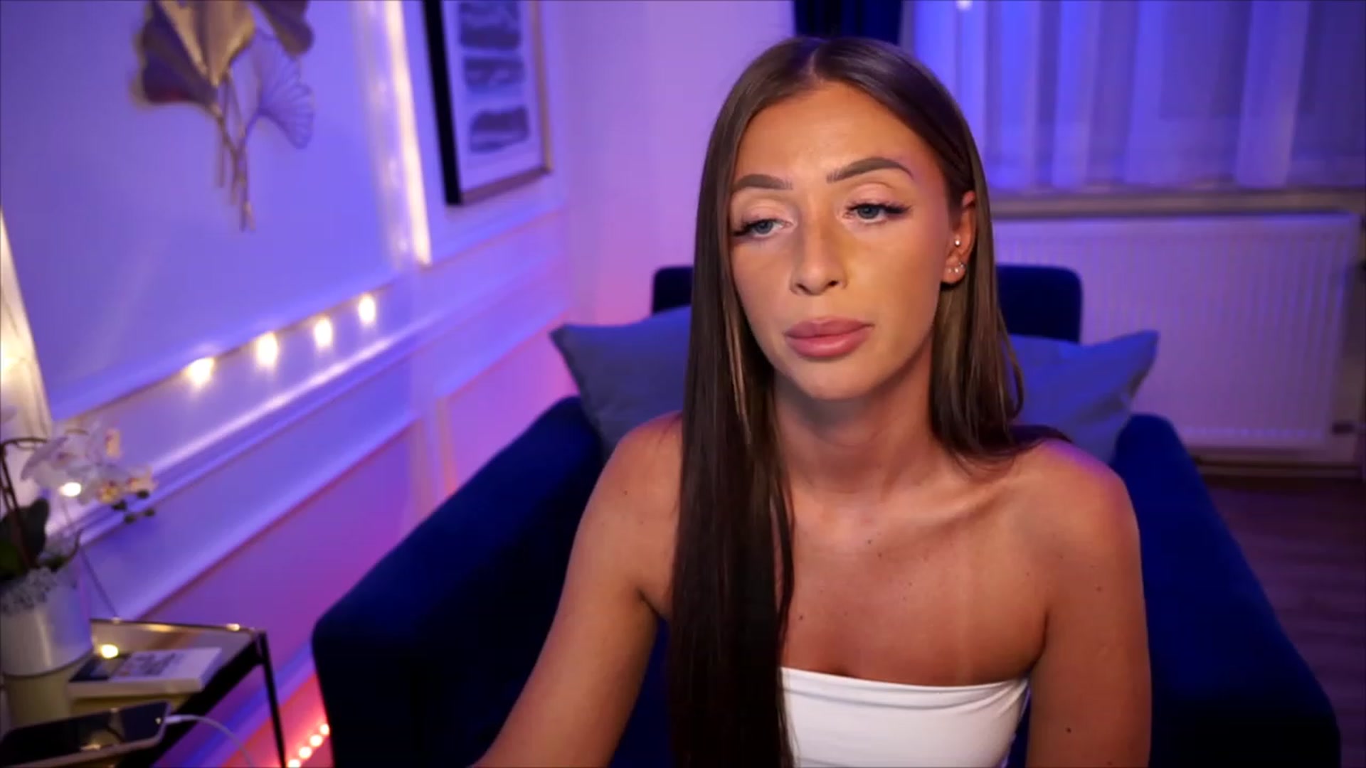 emma_ruby video thumbnail
