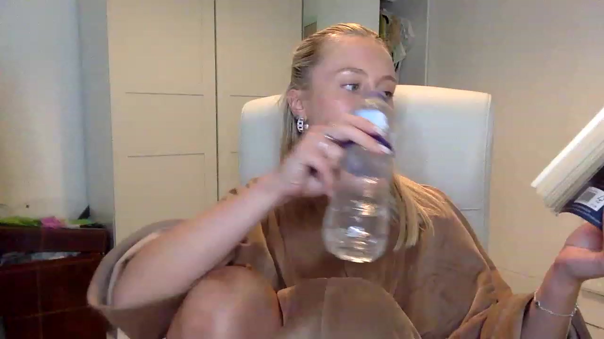 BeaSaitou video thumbnail