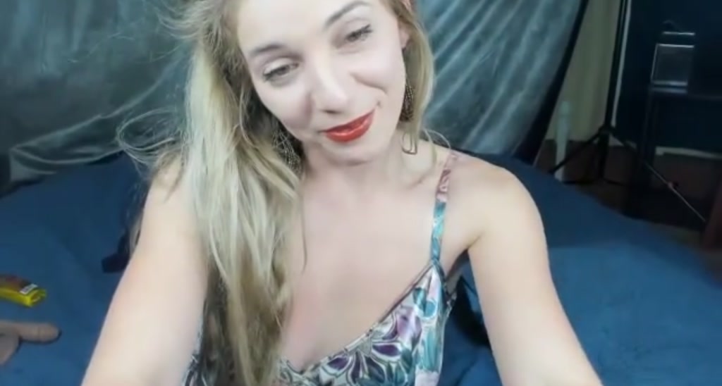 LittleFrankie video thumbnail