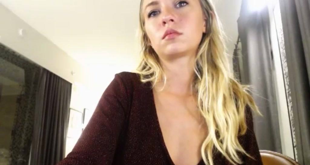 AnaFoxx video thumbnail