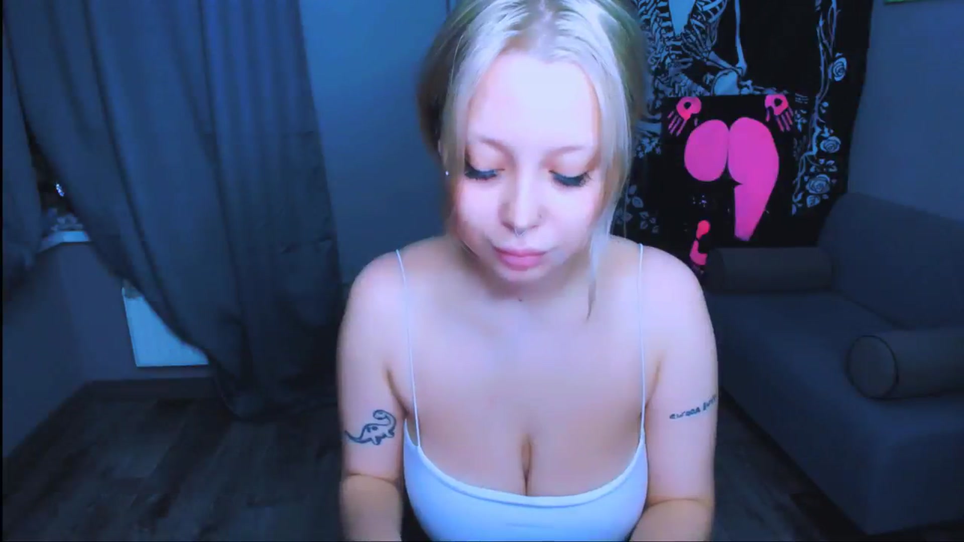 MonaLauu video thumbnail
