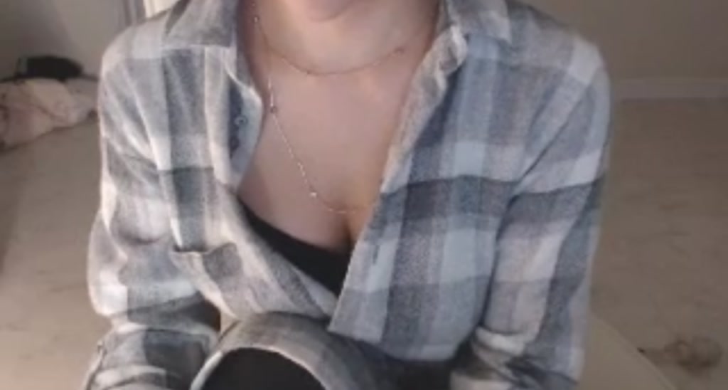 xxSWEETYxx video thumbnail