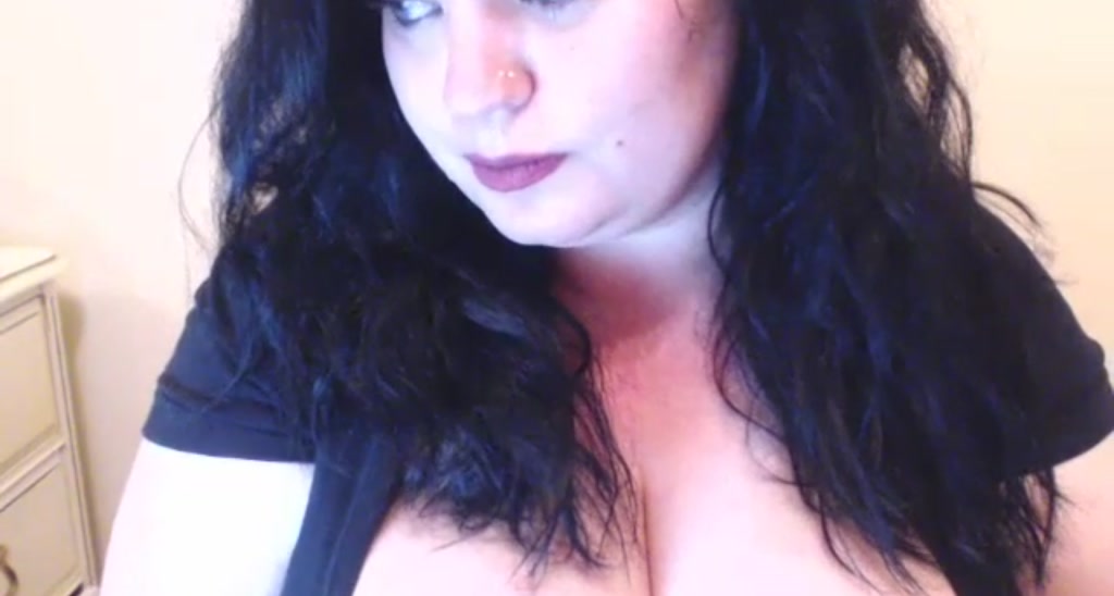 BustyVicky video thumbnail