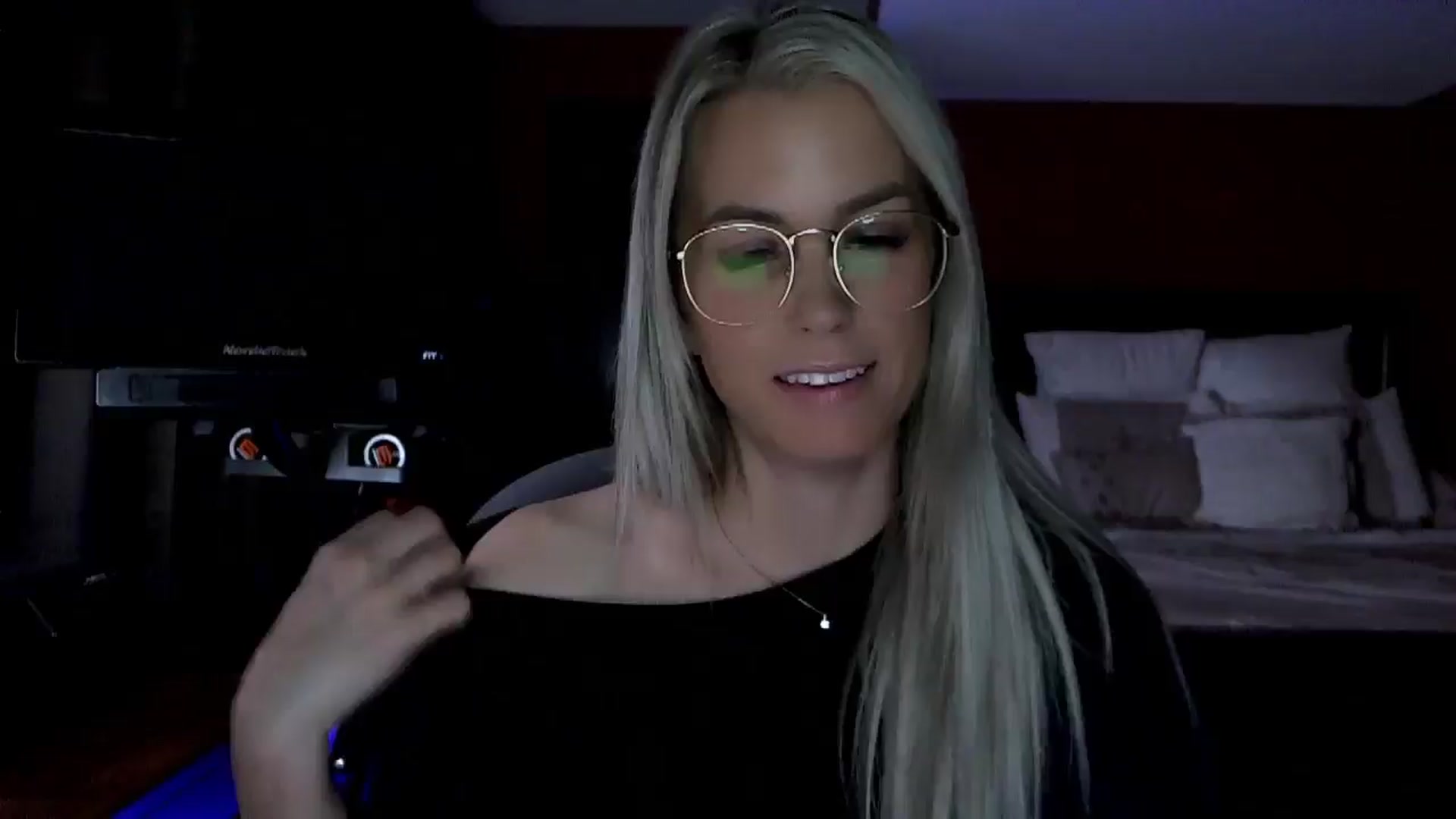 Cora9 video thumbnail