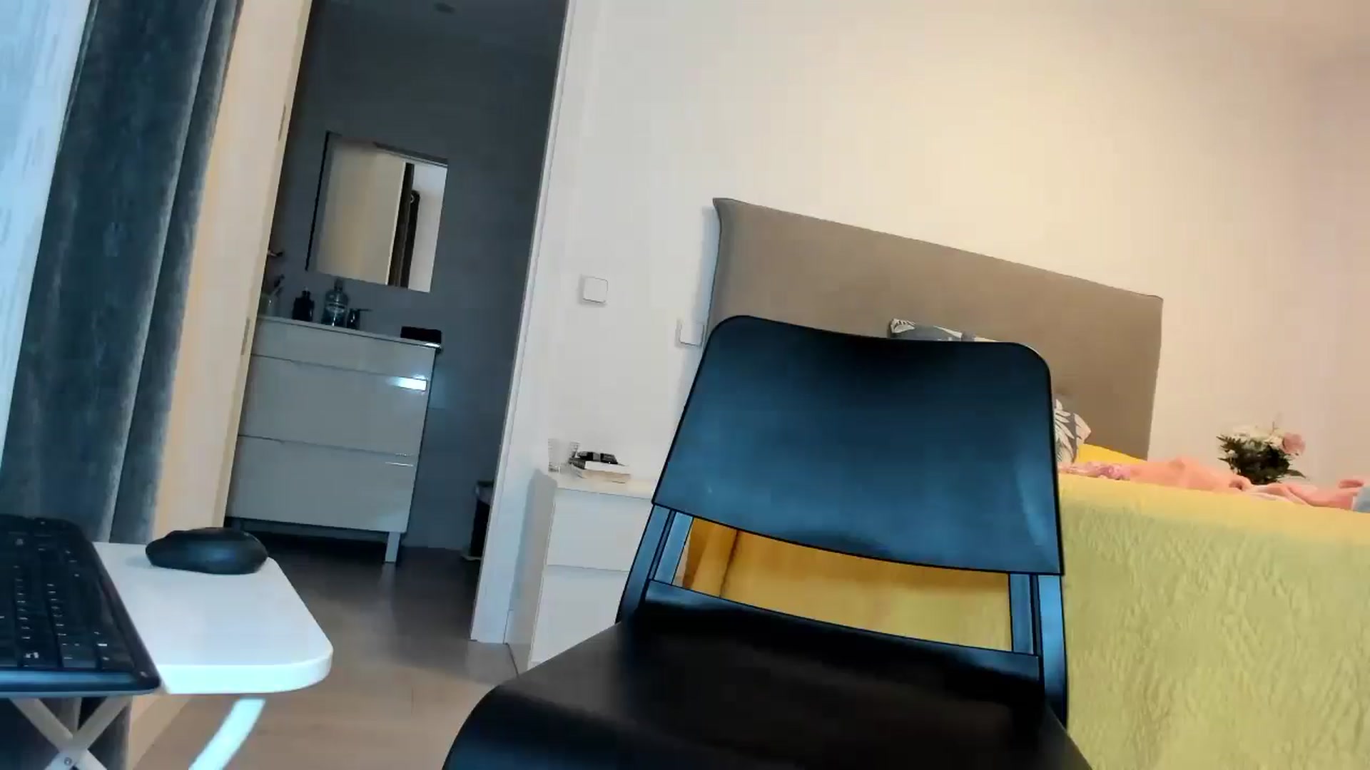 Latina_cum video thumbnail