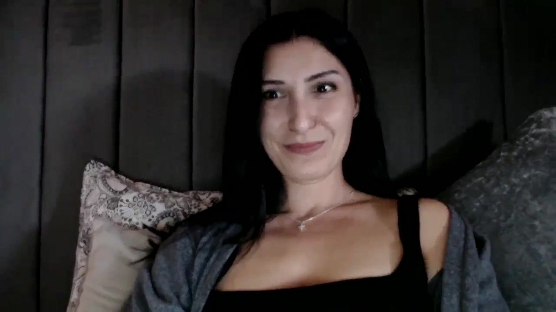 Yara_77 video thumbnail