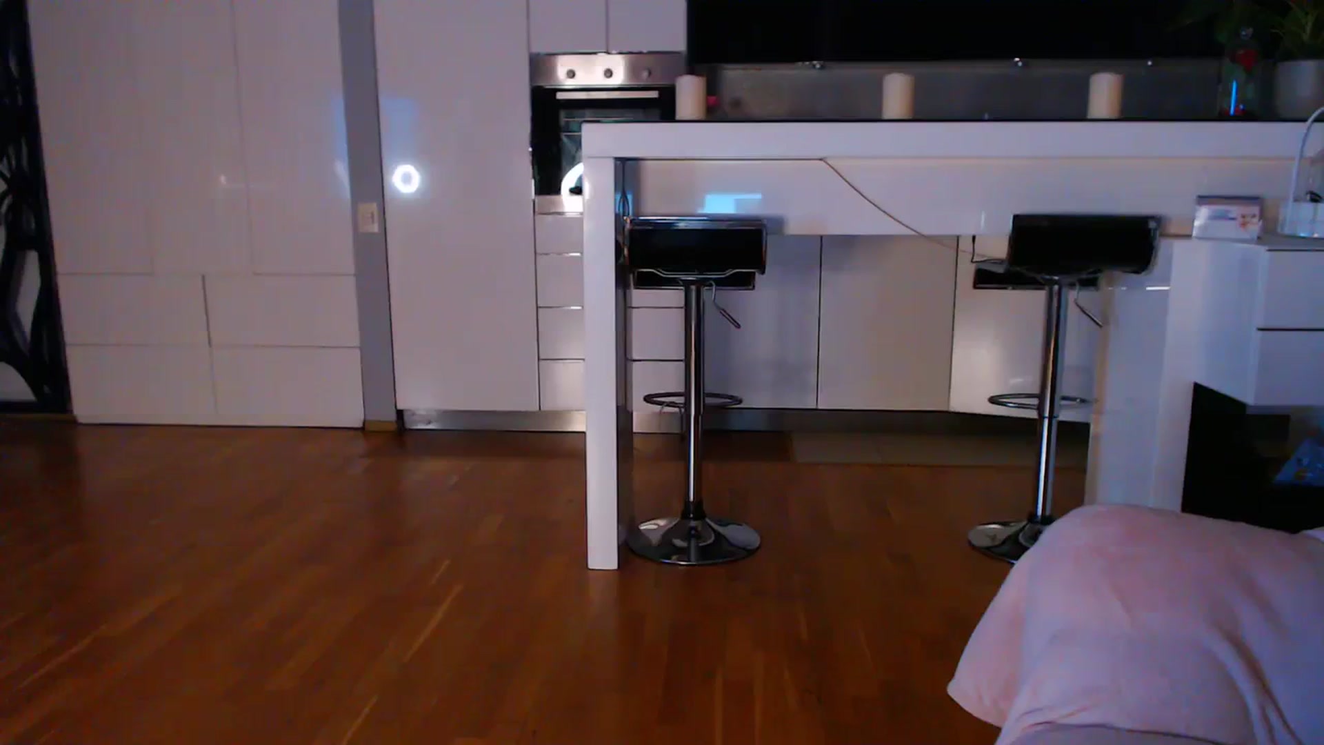 D_y_y video thumbnail
