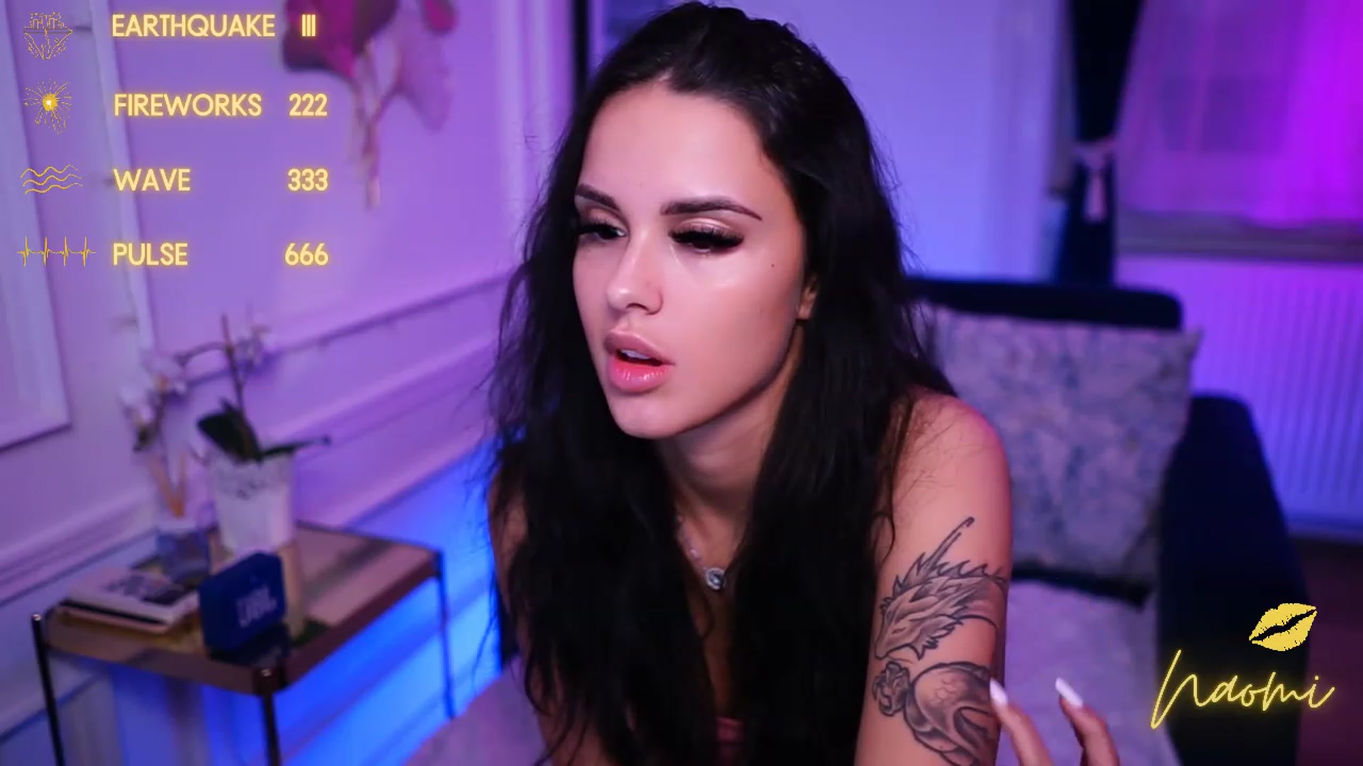 cinnabellee video thumbnail