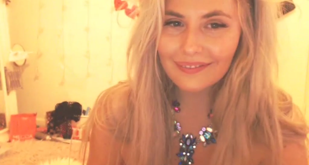 CozmicGirl video thumbnail