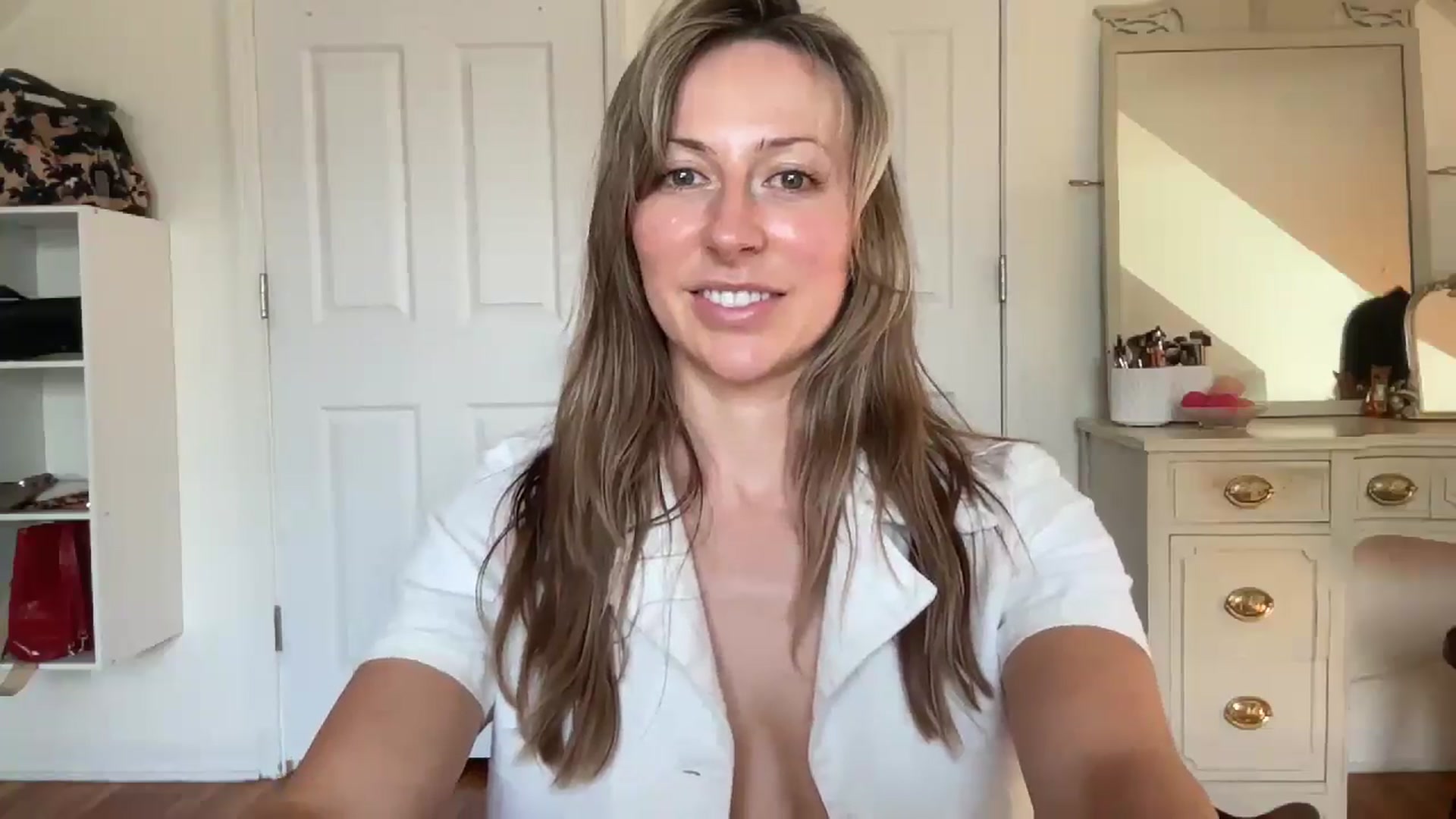 bellabaxxxter video thumbnail
