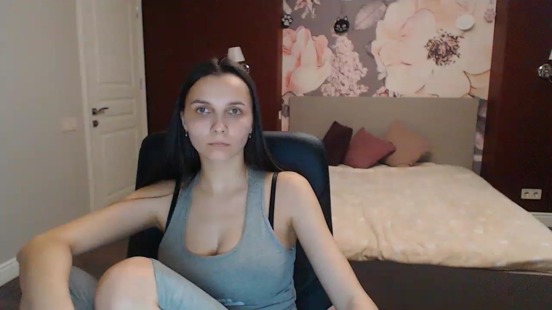 Karina_Mils video thumbnail